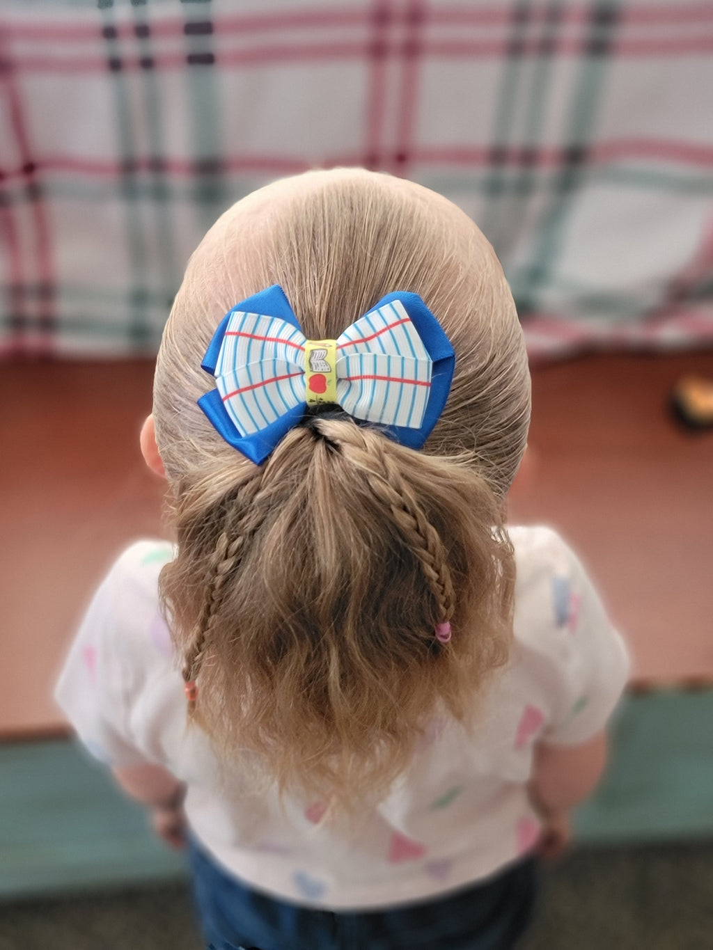 Paper bows