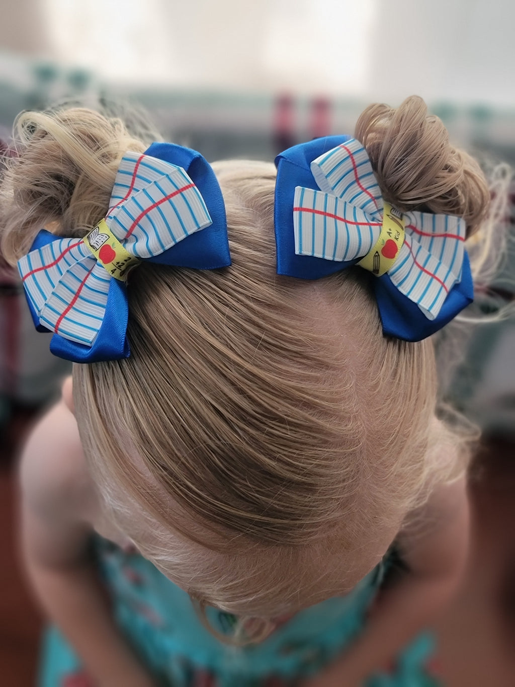 Paper bows